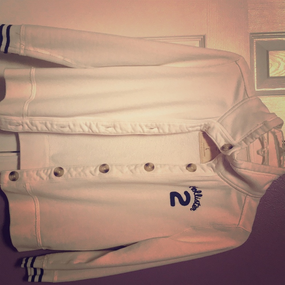 Hollister sweater